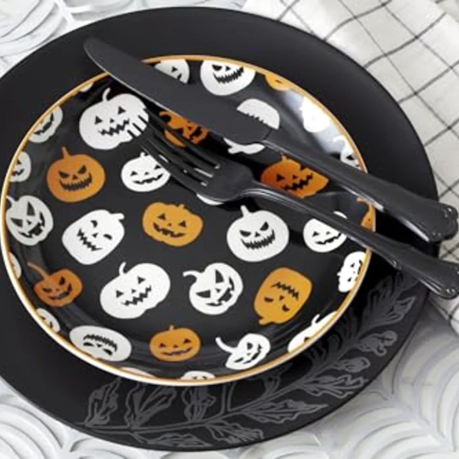 Dinnerware Set Vintro Halloween Accent Plates view 3