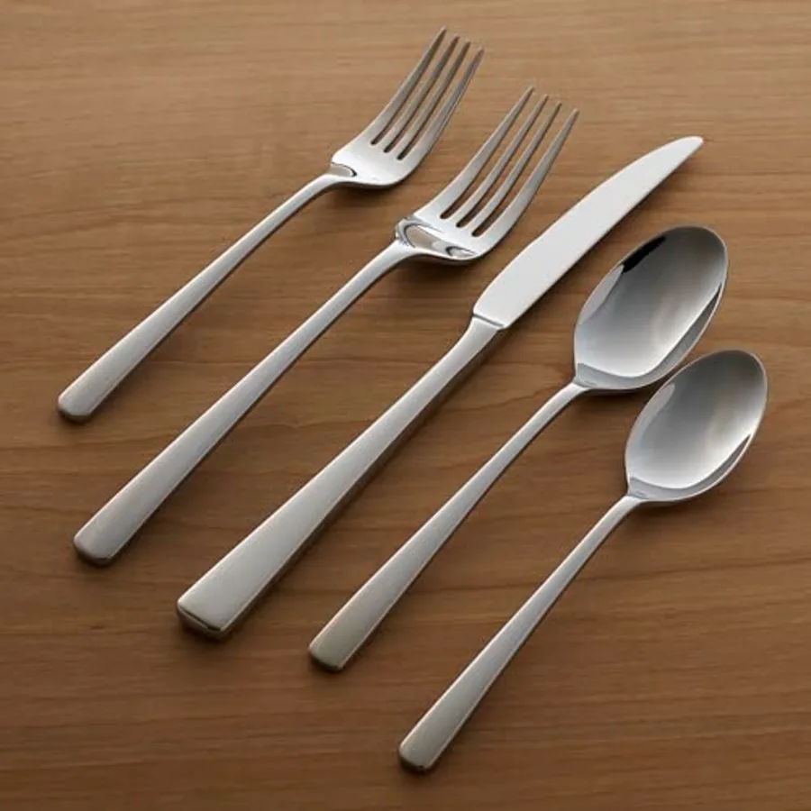 Doublet 20 Piece Everyday Flatware Set view 2