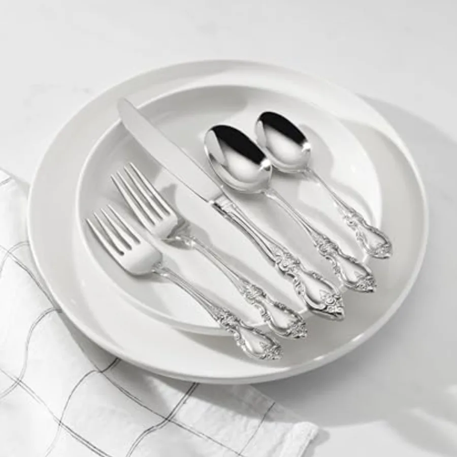Louisiana Fine Flatware Dinner Spoons Set of 4 view 4