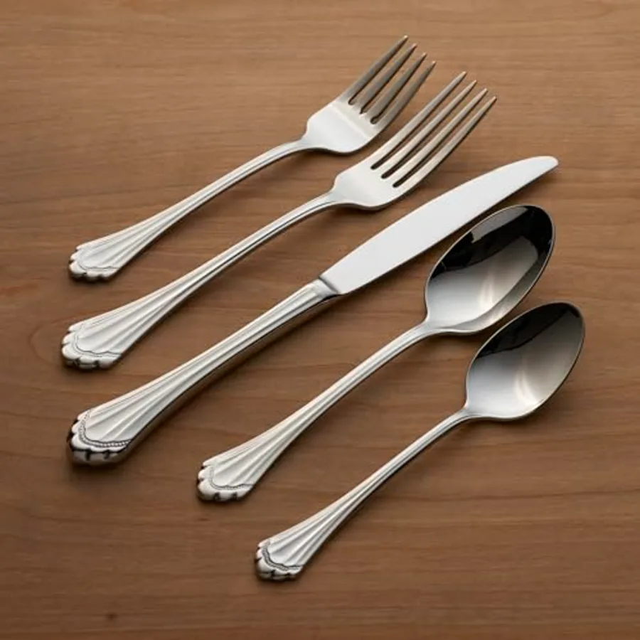 Marquette 5-Piece Flatware Set view 3