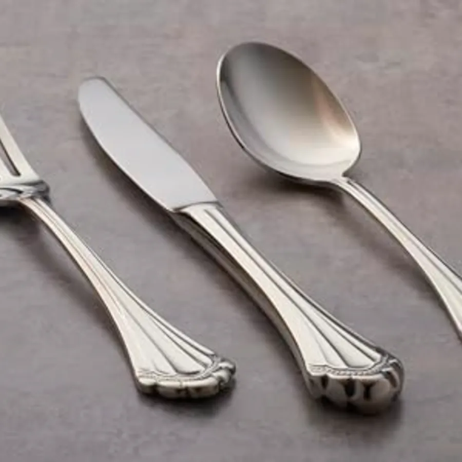Marquette Fine Flatware Dinner Forks view 5