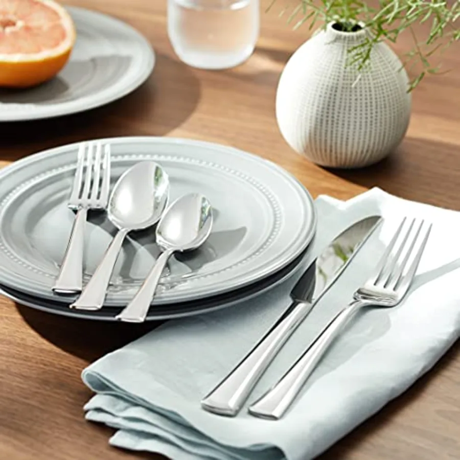 Noble 20 Piece Everyday Flatware Set view 3