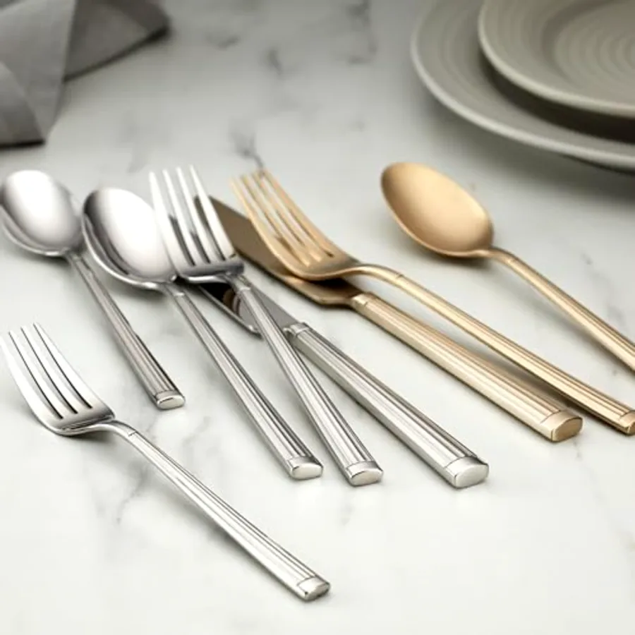 Robyn Satin Champagne Mist 20-Piece Flatware view 5