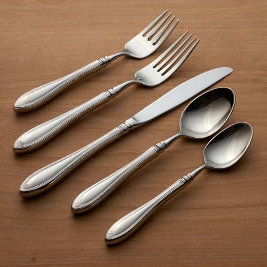 Sheraton 5-Piece Flatware Set view 2