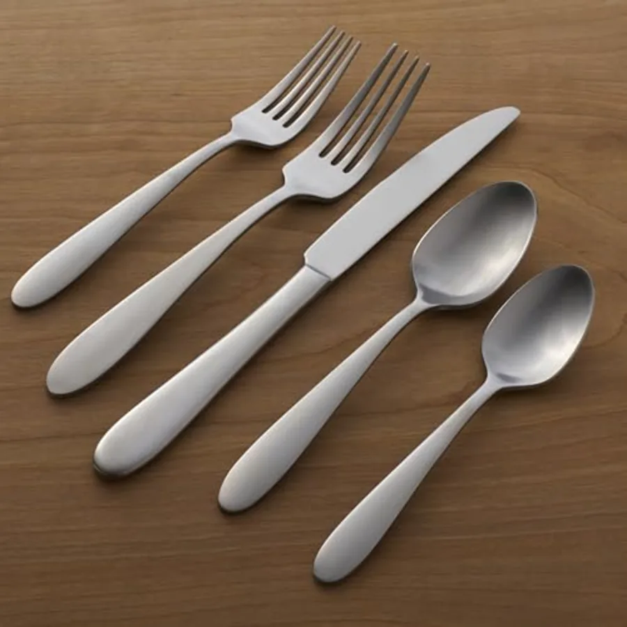 Vale Set of 6 Dinner Knives view 4